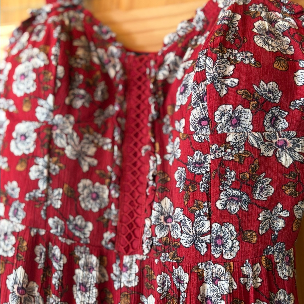 American Eagle Outfitters Boho Cottagecore Floral Jumpsuit with Flare Leg. 2 - Picture 4 of 13